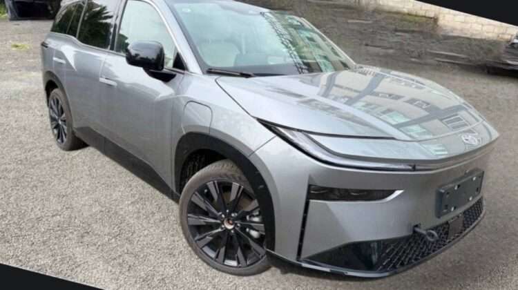 TOYOTA BZ3X