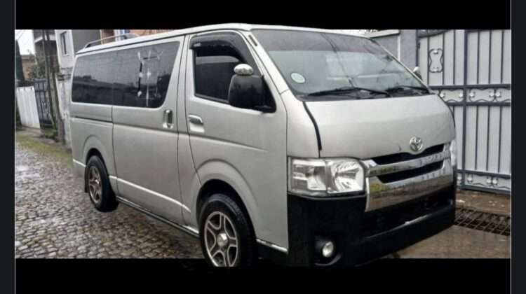 Toyota HiAce Van