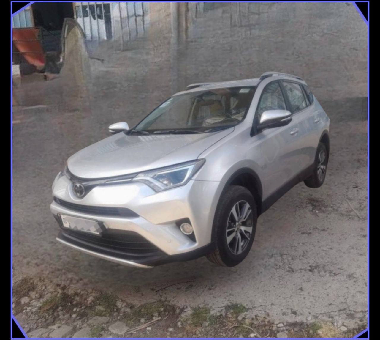 Toyota RAV4 – SUV