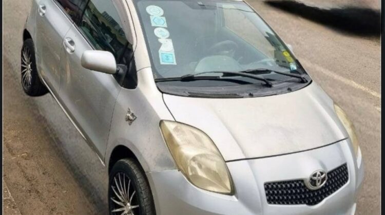 2006 Toyota Vitz