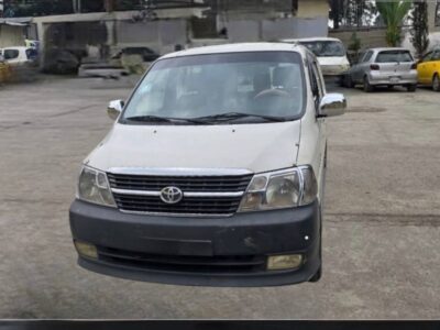 Toyota HiAce Granvia Ethiopia 5 seater crew van interior cabin1