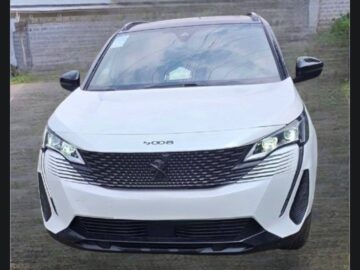 2021 Peugeot 5008 GT