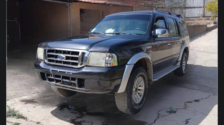 Ford Everest 2.5L TDCI XLT