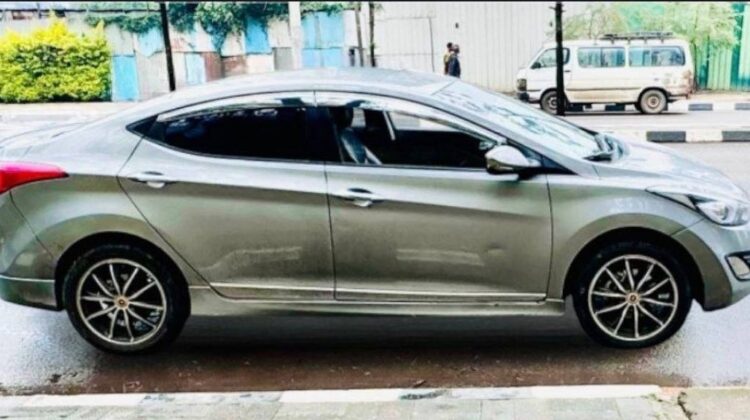 2013 Hyundai Avante UD notchback sedan