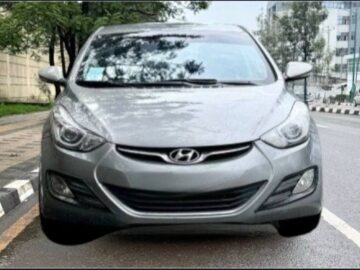 2013 Hyundai Avante UD notchback sedan
