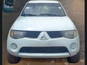 Mitsubishi Triton L200 Pickup