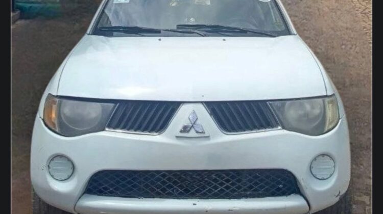 Mitsubishi Triton L200 Pickup