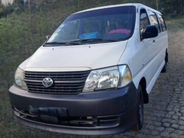 TOYOTA HIACE