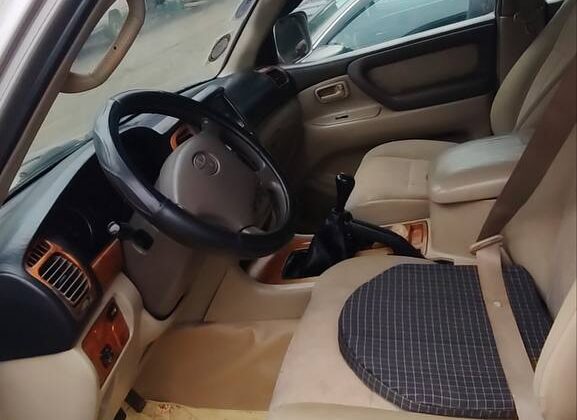 TOYOTA LAND CRUISER J105 100 SERIES