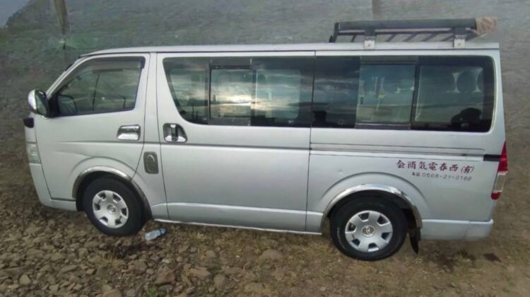 HiAce Abadula SLWB Commuter