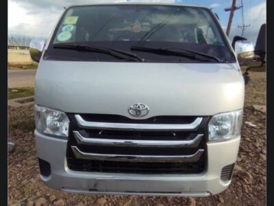 Image 1 (Front View): Silver 2007 Toyota HiAce Abadula H200 SLWB Commuter van front exterior view for sale in Addis Ababa