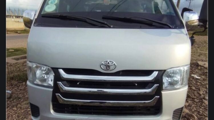 HiAce Abadula SLWB Commuter