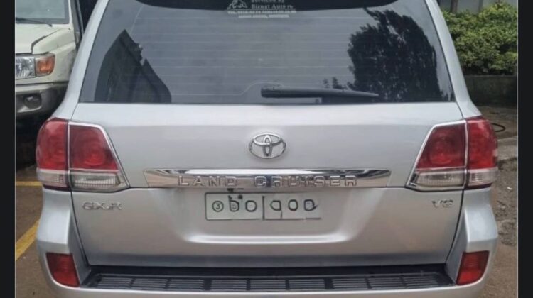 For Rent: Toyota Land Cruiser