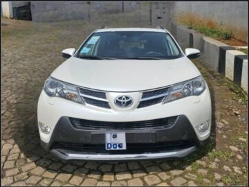 TOYOTA RAV4