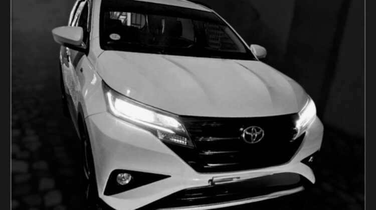 Toyota Rush (GR-S) SUV