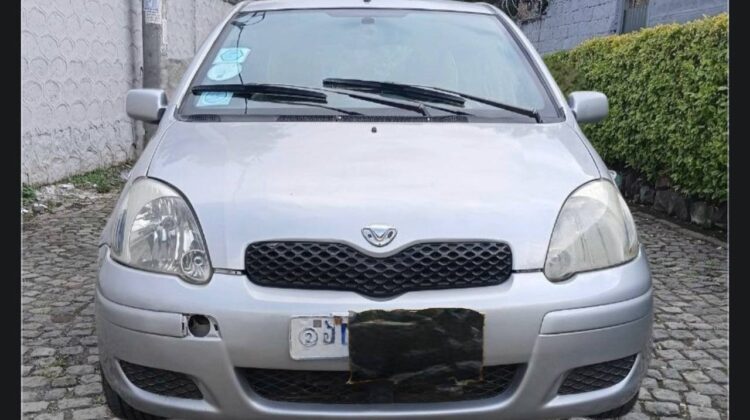 2002 Toyota Vitz