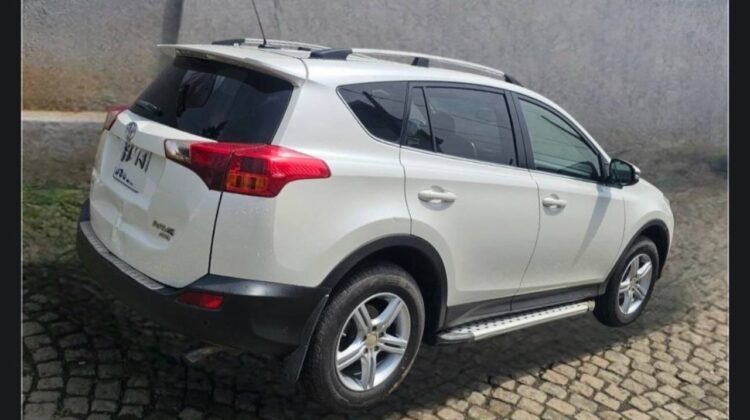 TOYOTA RAV4