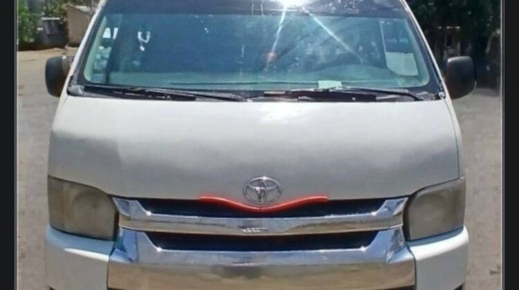 2007 Toyota HiAce (Bank)