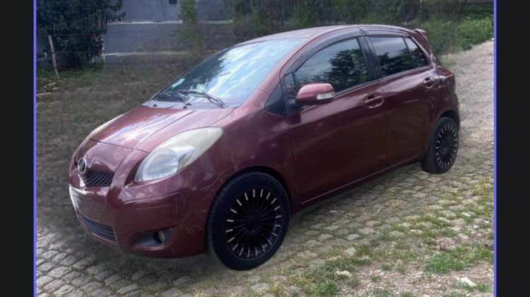 2010 Toyota Vitz (Bank)
