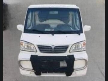 2010 CMC VERYCA MINICAB VAN