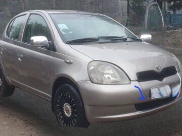 2001 TOYOTA VITZ (XP10)