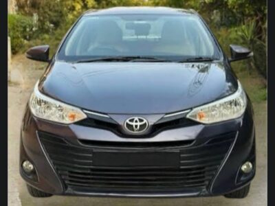 Image 1: Front view of brown 2020 Toyota Yaris 1.3L sedan for sale in Addis Ababa