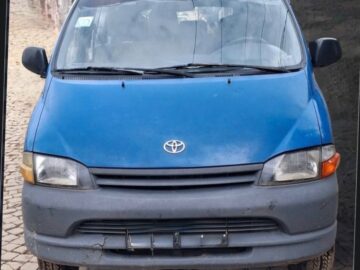 Toyota Granvia HiAce XH10