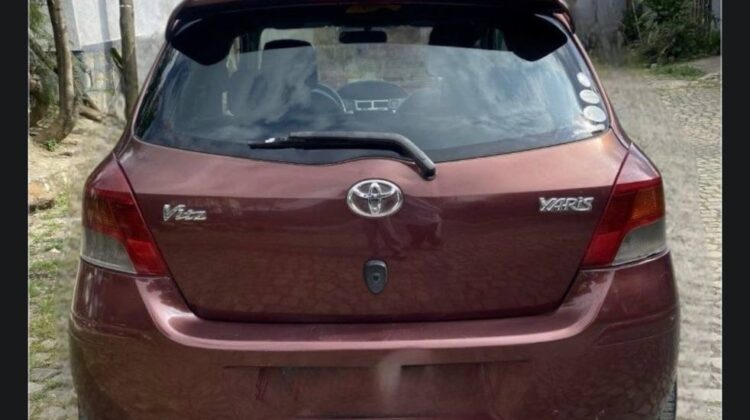 2010 Toyota Vitz (Bank)