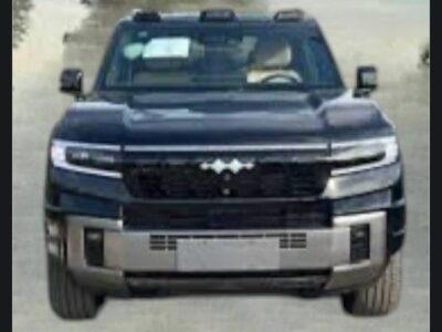 Image 1 (Front View): Front view of the black 2026 BYD Leopard 8 for sale showing off-road bumper cladding