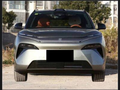 1:Front view of 2026 BYD Tang L EV Flagship Plus SUV in Starry Gray paint