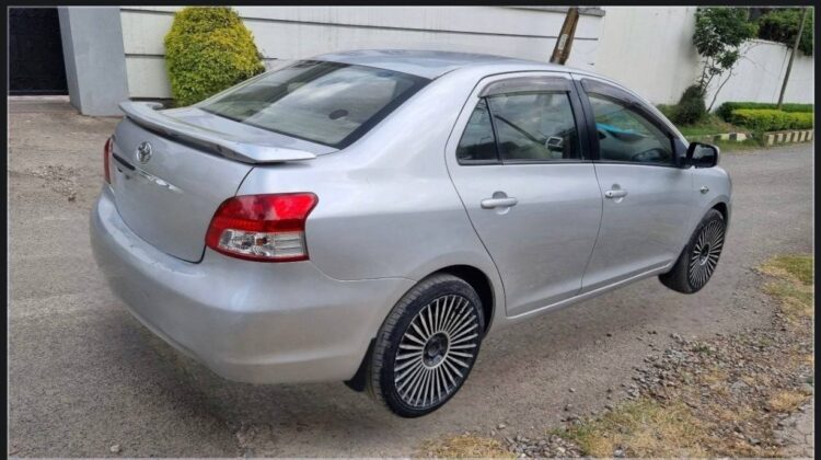 2005 Toyota Belta KSP92