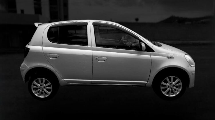 2004 TOYOTA VITZ (XP10 HATCHBACK)