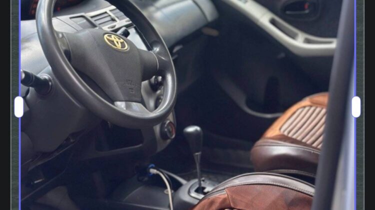 2010 Toyota Vitz (YARIS)