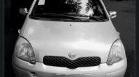 2002 Toyota Vitz