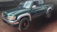 2004 TOYOTA HILUX EXTRA CAB