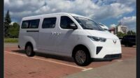 Wuling Yangguang EV Passenger Van